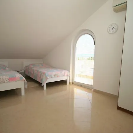Mimoza 5, Baska, Krk 公寓 巴斯卡